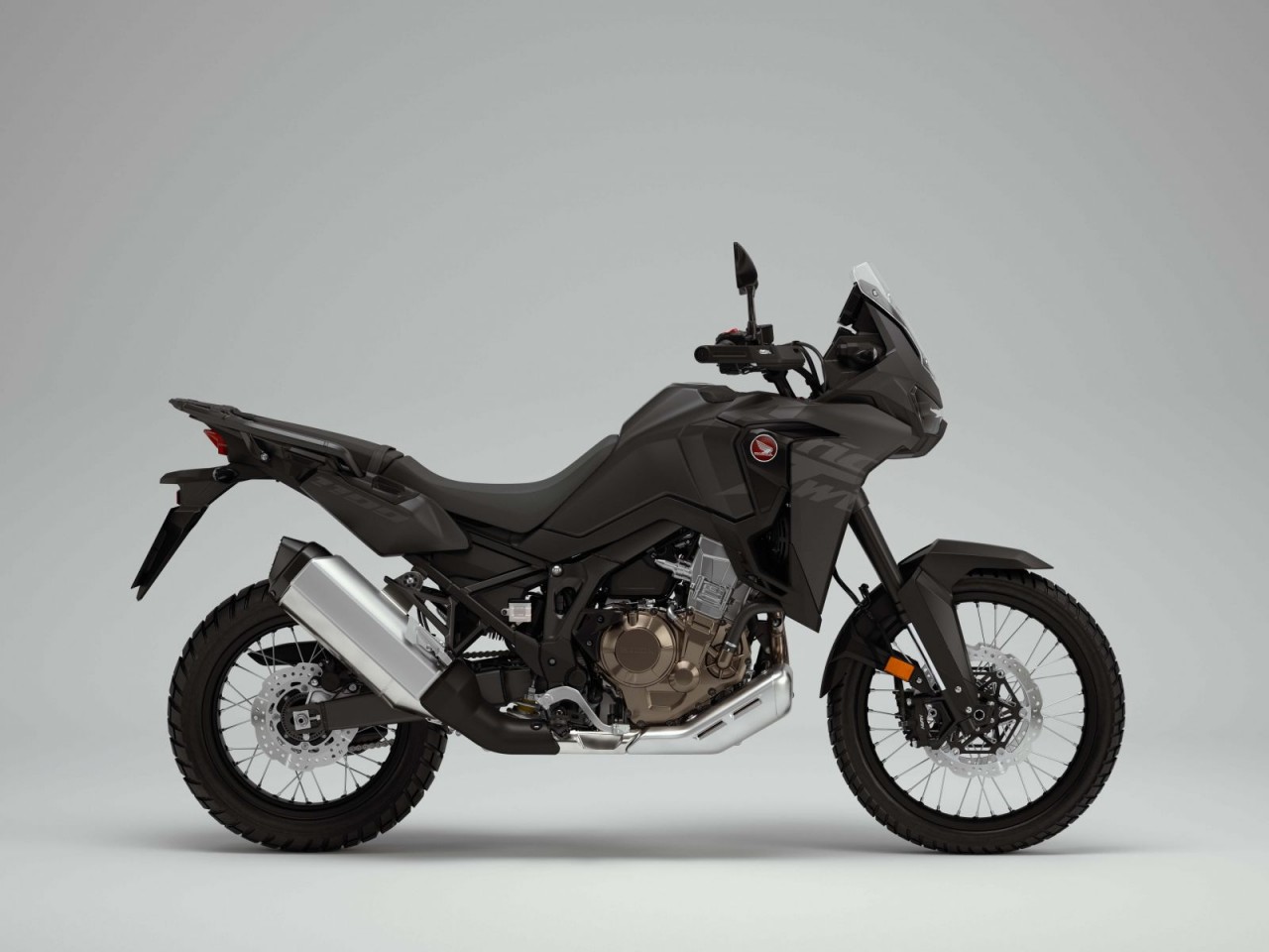 Honda Africa Twin thế hệ 2023 ra mắt thị trường Việt Nam