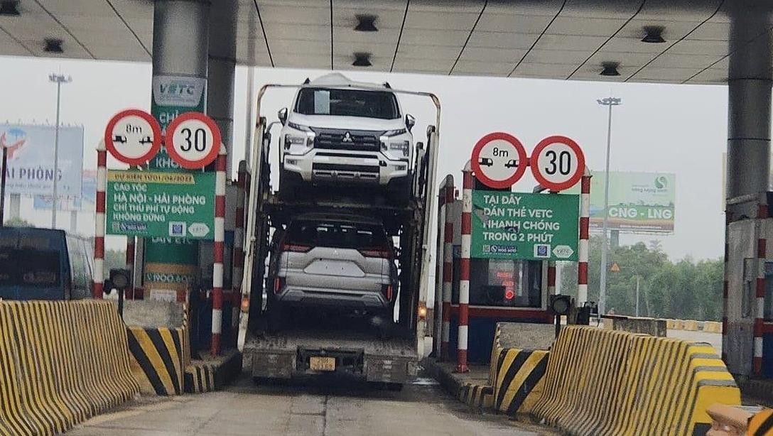 Bắt gặp Mitsubishi Xpander Cross 2023 trên đường vận chuyển tại Việt Nam Bắt gặp Mitsubishi Xpander Cross 2023 trên đường vận chuyển tại Việt Nam
