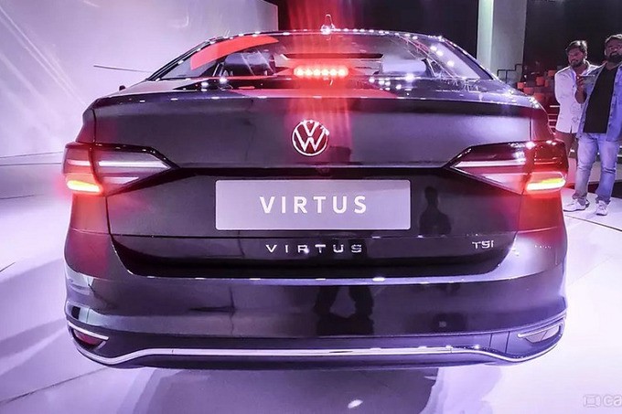 Volkswagen sắp bán sedan hạng B mới tại Việt Nam