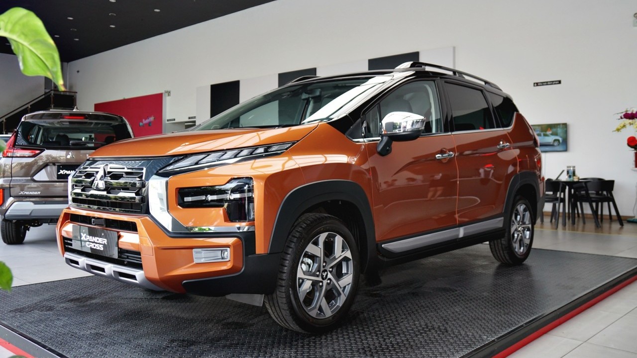 Mitsubishi Xpander Cross 2023 ra mắt với giá từ 698 triệu đồng