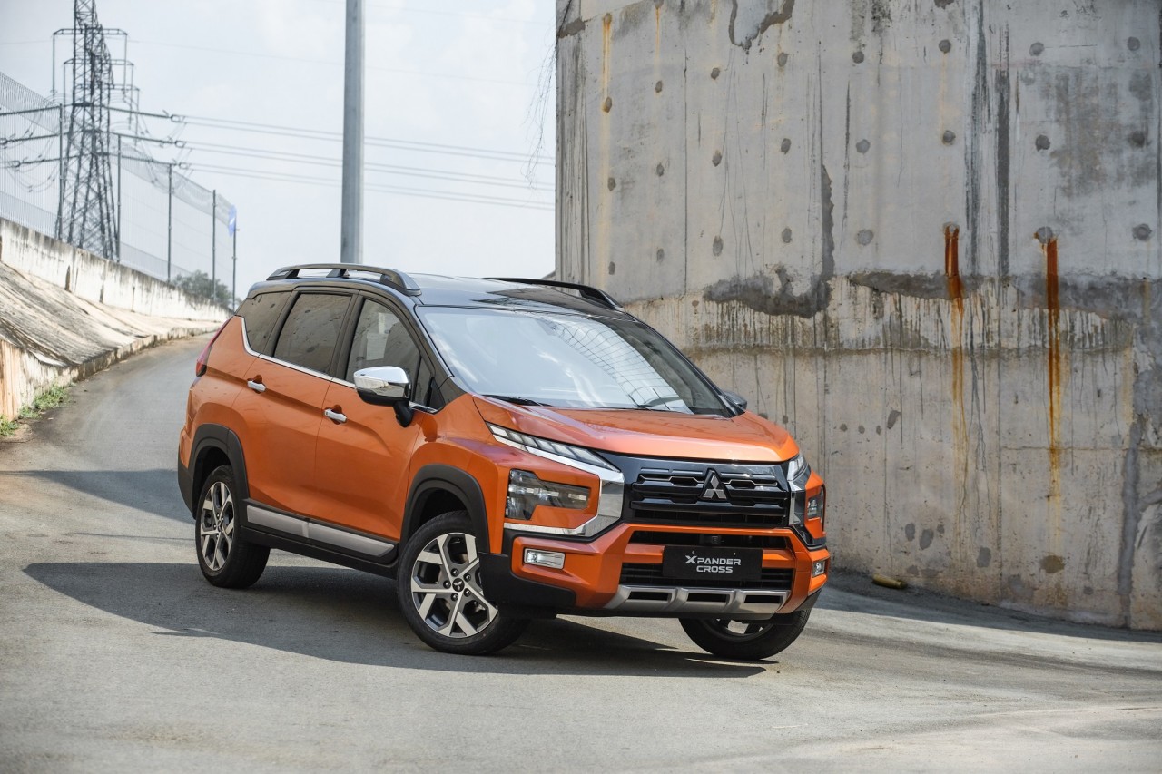Cận cảnh Mitsubishi Xpander Cross 2023 vừa được ra mắt