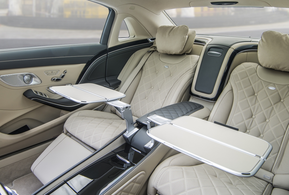 bo doi mercedes maybach s 400 va s 500 chinh thuc xuat tran