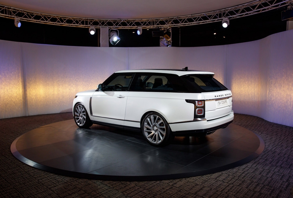 geneva 2018 land rover gioi thieu range rover sv coupe gioi han 999 chiec