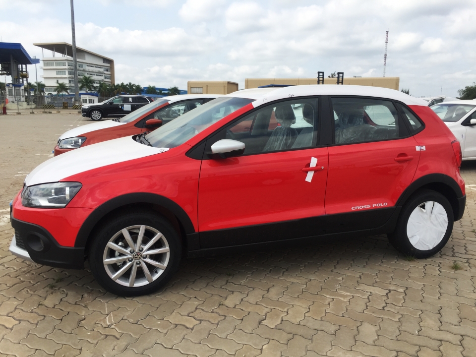Volkswagen Cross Polo vượt biển cạnh tranh với EcoSport tại Việt Nam volkswagen cross polo vuot bien canh tranh voi ecosport tai viet nam