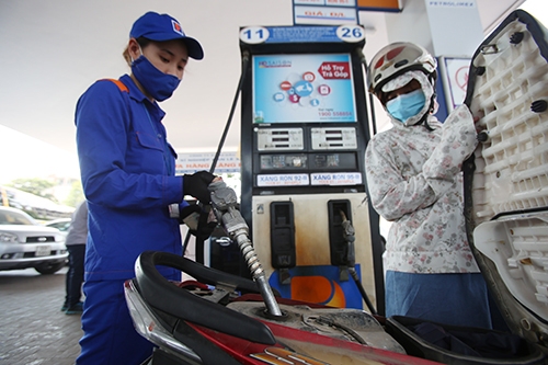 Chính phủ quyết tăng kịch khung thuế môi trường với xăng dầu chinh phu quyet tang kich khung thue moi truong voi xang dau