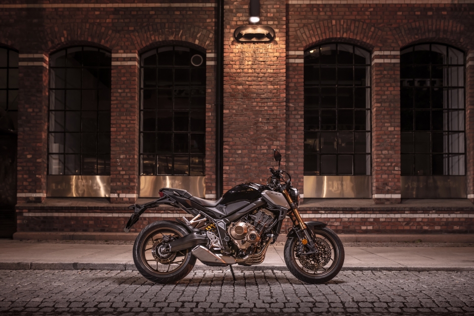 Honda CB650R có mặt ở Việt Nam với giá 246 triệu đồng honda cb650r co mat o viet nam voi gia 246 trieu dong