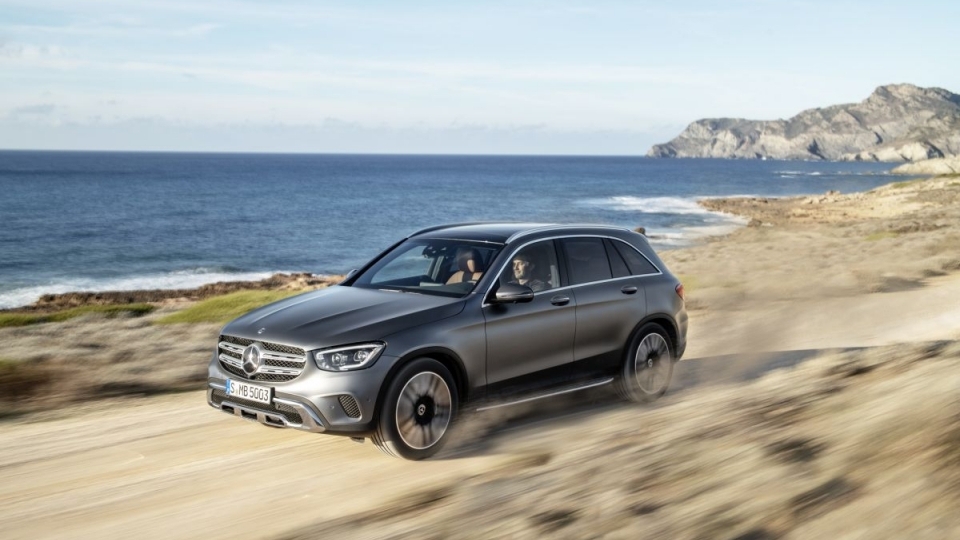 Mercedes-Benz GLC 2020 lộ diện trước thềm triển lãm Geneva 2019