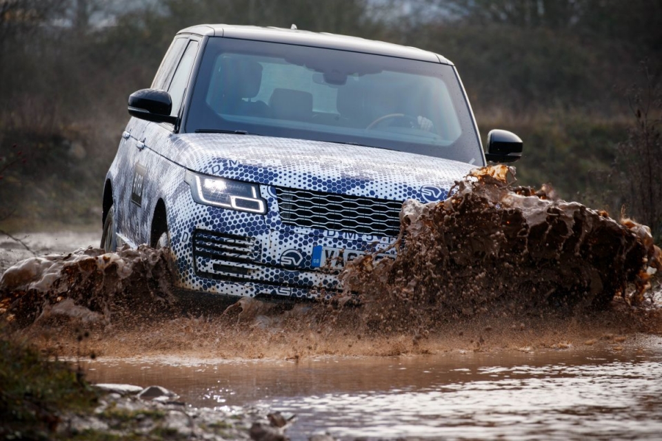range rover sentinel phao dai di dong cua gioi thuong luu