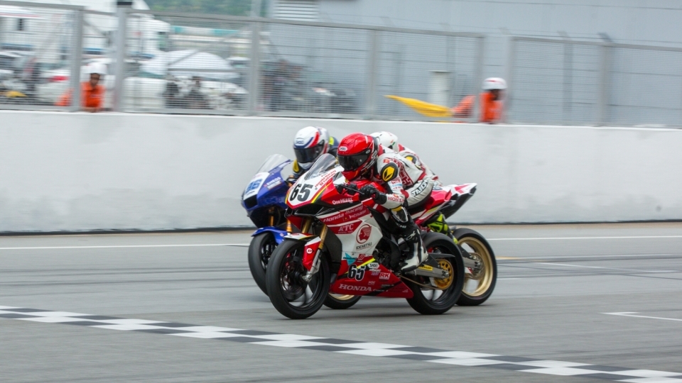Chặng 1 ARRC 2019: Vũ điệu của “Gã Điên”