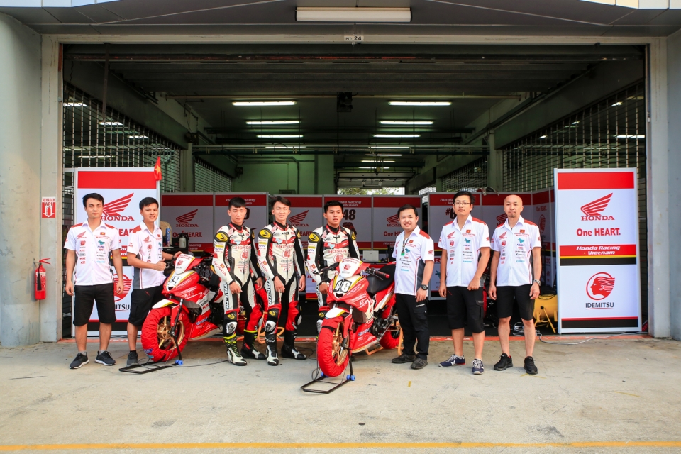 Chặng 1 ARRC 2019: Vũ điệu của “Gã Điên” chang 1 arrc 2019 vu dieu cua ga dien