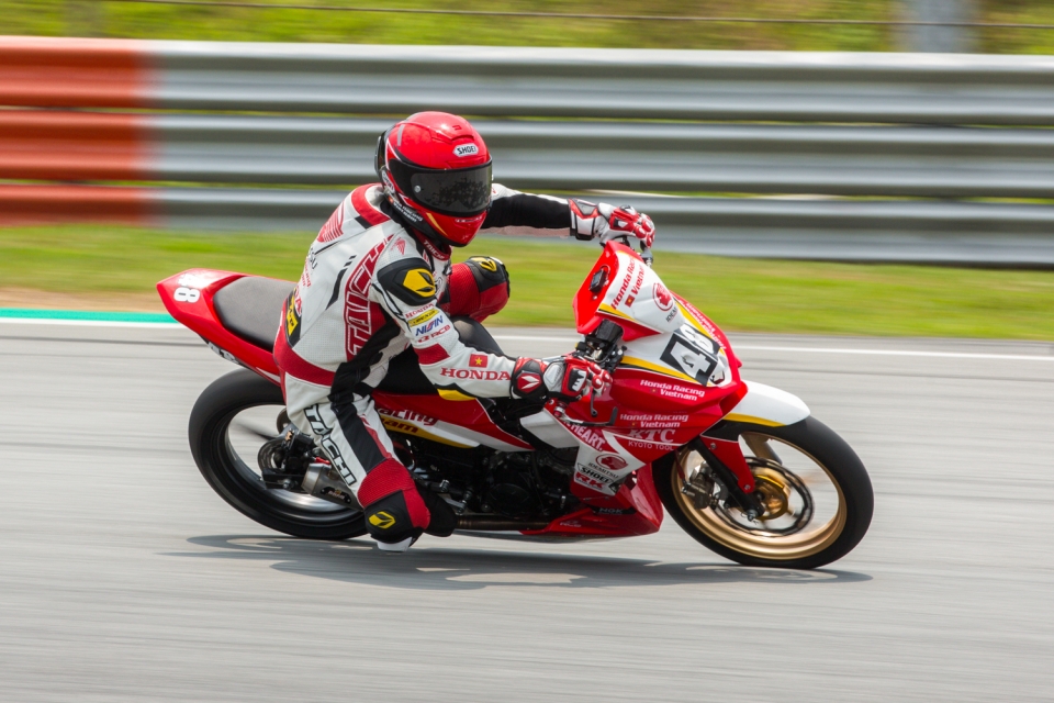 Chặng 1 ARRC 2019: Vũ điệu của “Gã Điên” chang 1 arrc 2019 vu dieu cua ga dien