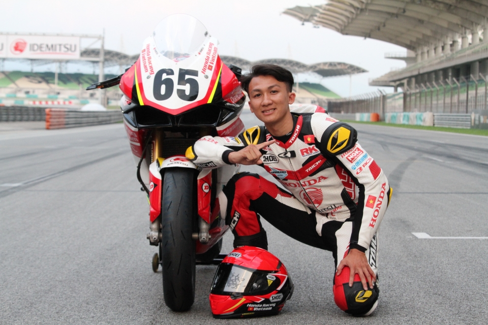 Chặng 1 ARRC 2019: Vũ điệu của “Gã Điên” chang 1 arrc 2019 vu dieu cua ga dien