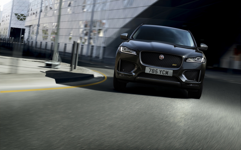 Jaguar F-Pace có thêm 2 phiên bản đặc biệt jaguar f pace co them 2 phien ban dac biet