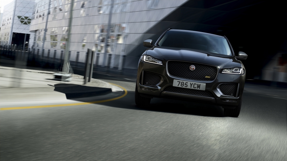 Jaguar F-Pace có thêm 2 phiên bản đặc biệt