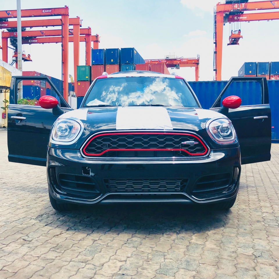 Hàng 'độ' MINI John Cooper Works có mặt ở Việt Nam hang do mini john cooper works co mat o viet nam
