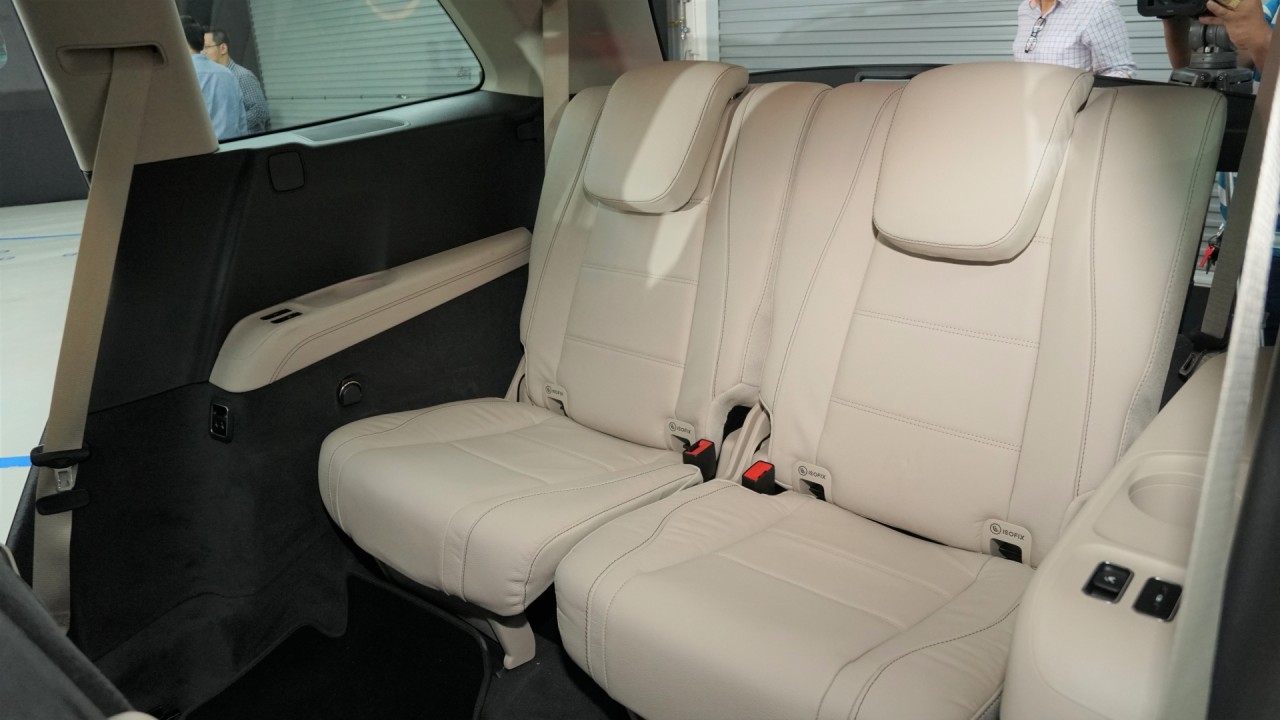 Cận cảnh SUV 7 chỗ hạng sang Mercedes-Benz GLS 450 4MATIC can canh suv 7 cho hang sang mercedes benz gls 450 4matic