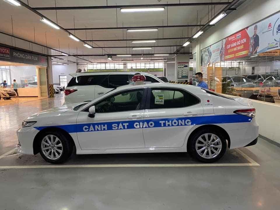 Lực lượng CSGT Việt Nam có thêm xe Toyota Camry 2020 luc luong csgt viet nam co them xe toyota camry 2020