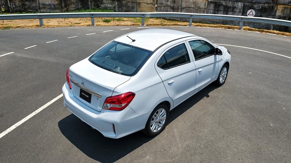 chi tiet mitsubishi attrage so san gia 375 trieu