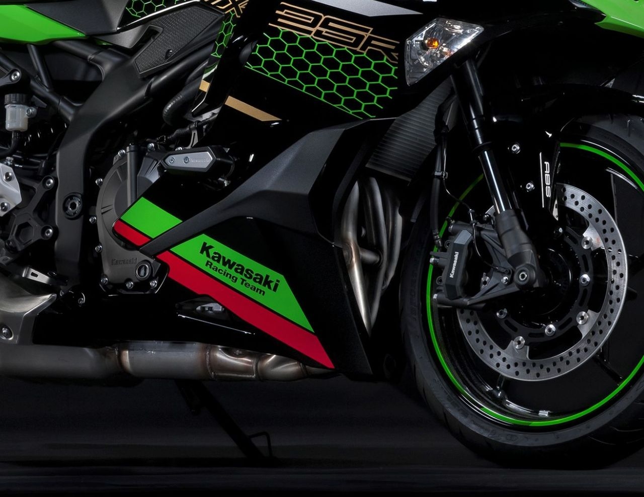 Sportbike Kawasaki ZX-25R ra mắt muộn hơn kế hoạch Sportbike Kawasaki ZX-25R ra mắt muộn hơn kế hoạch