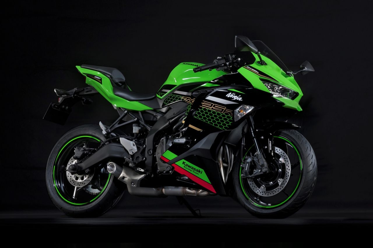 Sportbike Kawasaki ZX-25R ra mắt muộn hơn kế hoạch Sportbike Kawasaki ZX-25R ra mắt muộn hơn kế hoạch