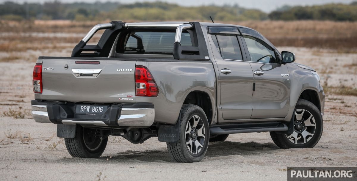toyota hilux phien ban nang cap