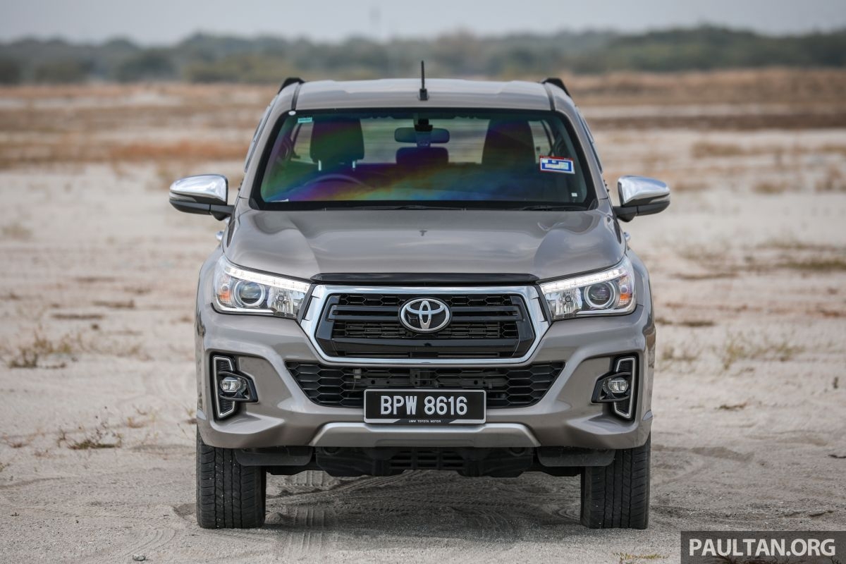 toyota hilux phien ban nang cap