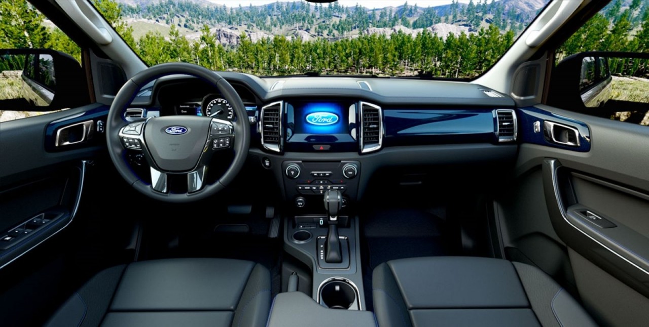 Ford Everest Sport có giá 1,112 tỷ đồng tại Việt Nam