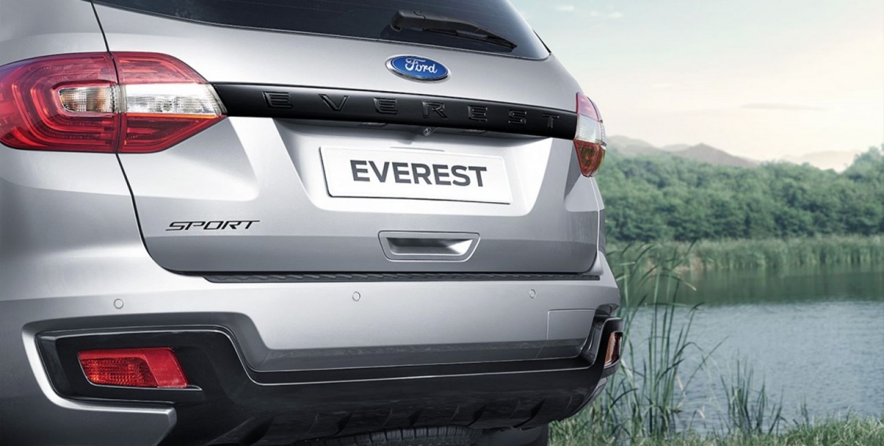 Ford Everest Sport có giá 1,112 tỷ đồng tại Việt Nam