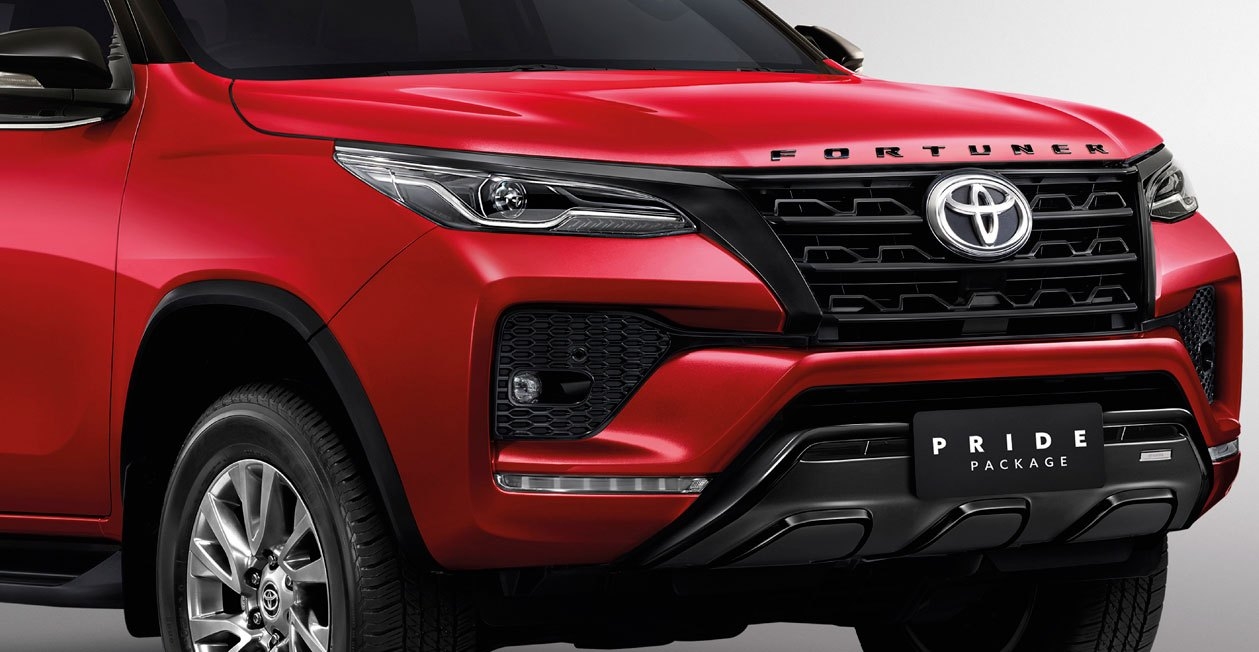 Toyota Fortuner 2021 thể thao hơn với trang bị Pride Package II Toyota Fortuner 2021 thể thao hơn với trang bị Pride Package II