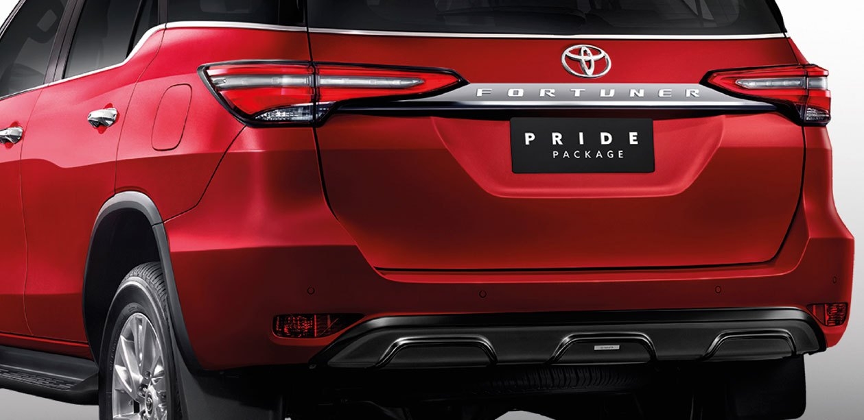 Toyota Fortuner 2021 thể thao hơn với trang bị Pride Package II Toyota Fortuner 2021 thể thao hơn với trang bị Pride Package II