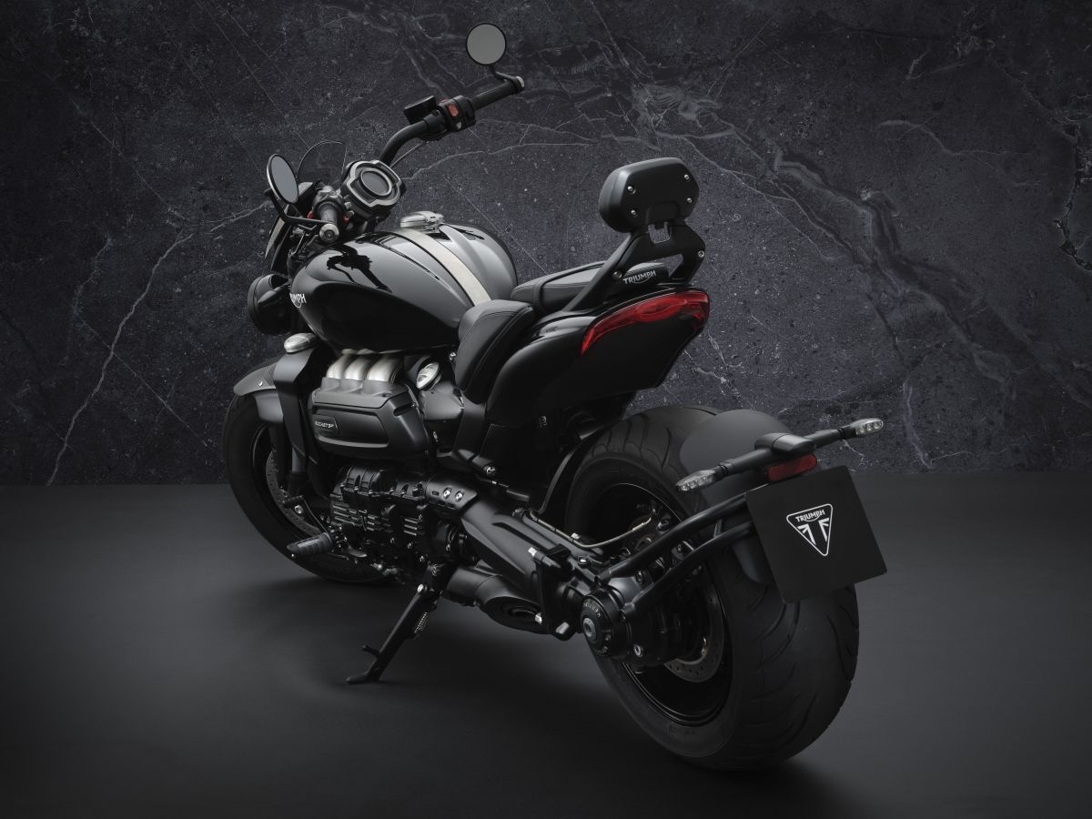 Triumph trình làng bộ đôi Rocket 3 phiên bản giới hạn