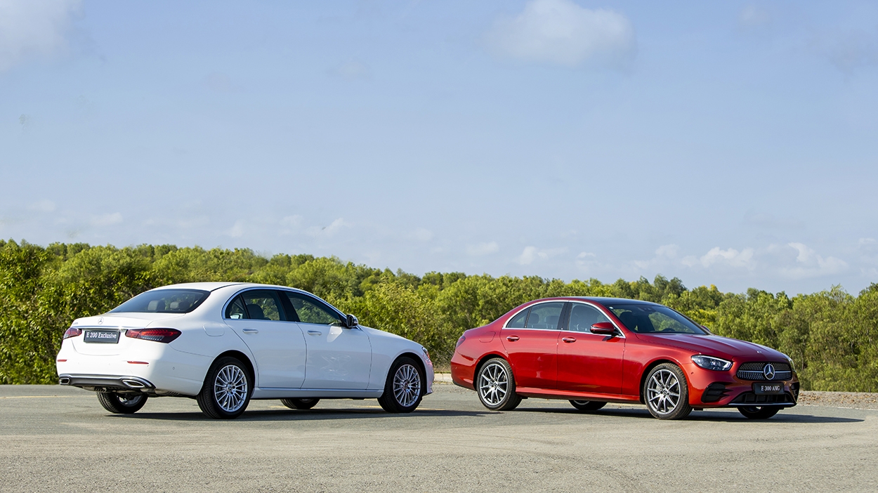Mercedes-Benz E-Class phiên bản nâng cấp có giá 2,31 tỷ đồng Mercedes-Benz E-Class phiên bản nâng cấp có giá 2,31 tỷ đồng