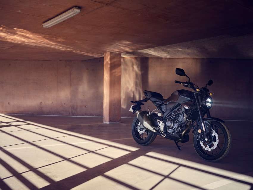 Honda CB300R Neo Sports Cafe 2022 ra mắt với nhiều nâng cấp