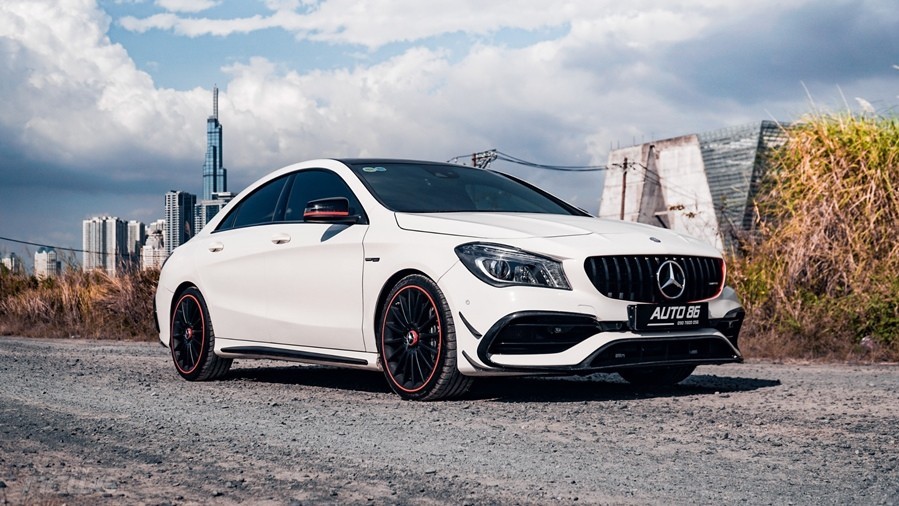 'Hàng Độc' Mercedes-Benz CLA45 AMG OrangeArt Edition lên sàn xe cũ với giá 1,45 tỷ đồng
