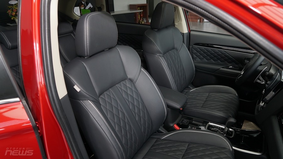 Cận cảnh Mitsubishi Outlander 2022 vừa được ra mắt Cận cảnh Mitsubishi Outlander 2022 vừa được ra mắt