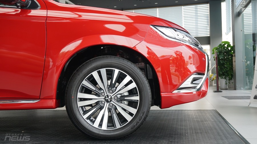 Cận cảnh Mitsubishi Outlander 2022 vừa được ra mắt Cận cảnh Mitsubishi Outlander 2022 vừa được ra mắt