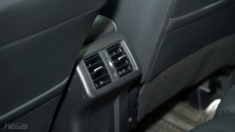 Cận cảnh Mitsubishi Outlander 2022 vừa được ra mắt Cận cảnh Mitsubishi Outlander 2022 vừa được ra mắt