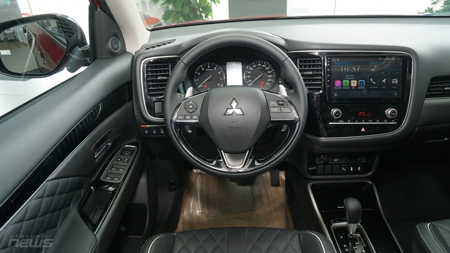 Cận cảnh Mitsubishi Outlander 2022 vừa được ra mắt Cận cảnh Mitsubishi Outlander 2022 vừa được ra mắt