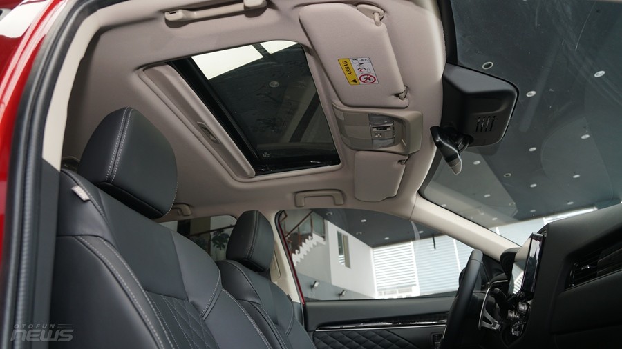 Cận cảnh Mitsubishi Outlander 2022 vừa được ra mắt Cận cảnh Mitsubishi Outlander 2022 vừa được ra mắt
