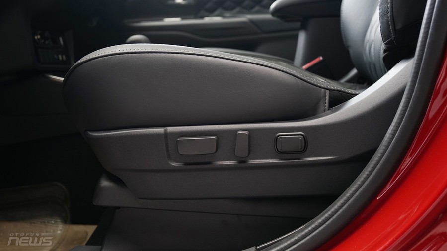 Cận cảnh Mitsubishi Outlander 2022 vừa được ra mắt Cận cảnh Mitsubishi Outlander 2022 vừa được ra mắt