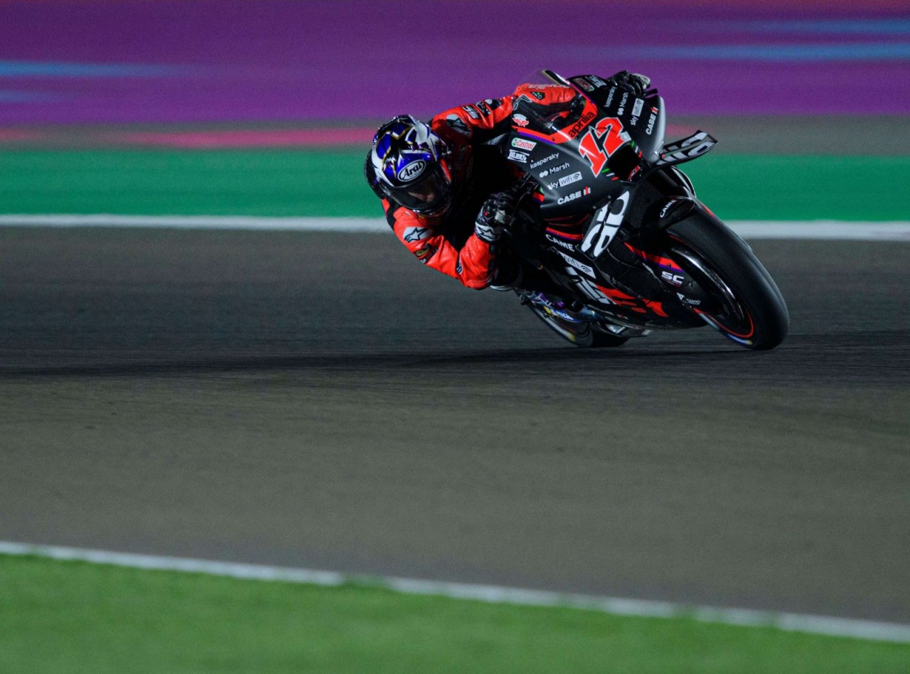 Aprilia Racing khởi động mùa giải MotoGP 2022 Aprilia Racing khởi động mùa giải MotoGP 2022