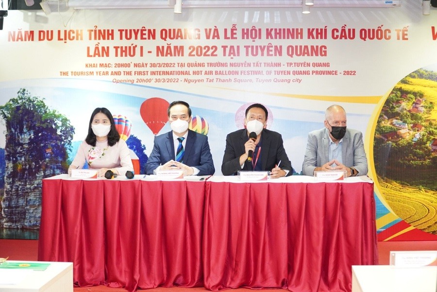 Vietjet đồng hành cùng Lễ hội Khinh khí cầu Quốc tế Tuyên Quang 2022 Vietjet đồng hành cùng Lễ hội Khinh khí cầu Quốc tế Tuyên Quang 2022