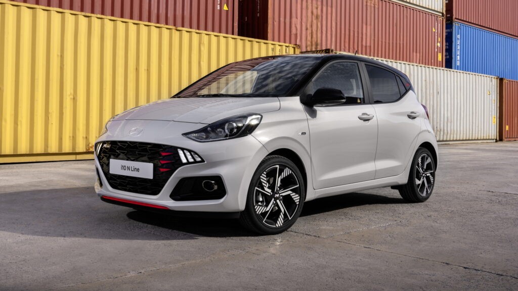 Cận cảnh Hyundai Grand i10 2023 vừa được ra mắt Cận cảnh Hyundai Grand i10 2023 vừa được ra mắt