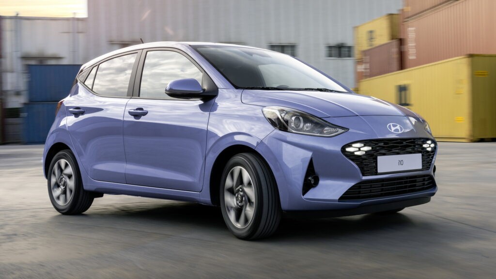 Cận cảnh Hyundai Grand i10 2023 vừa được ra mắt Cận cảnh Hyundai Grand i10 2023 vừa được ra mắt