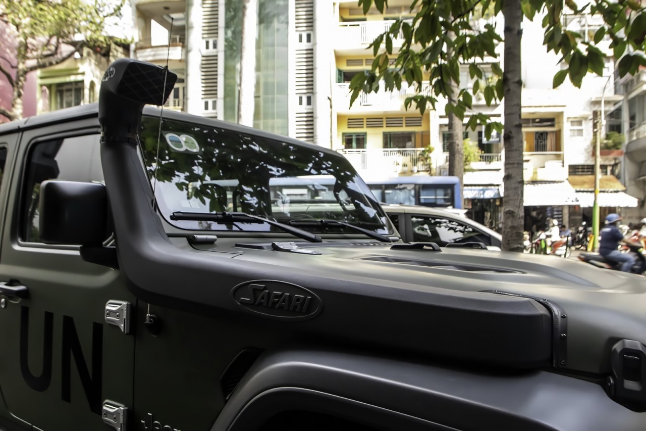 Ông Đặng Lê Nguyên Vũ tự lái bán tải Jeep đi gần 700km Ông Đặng Lê Nguyên Vũ tự lái bán tải Jeep đi gần 700km