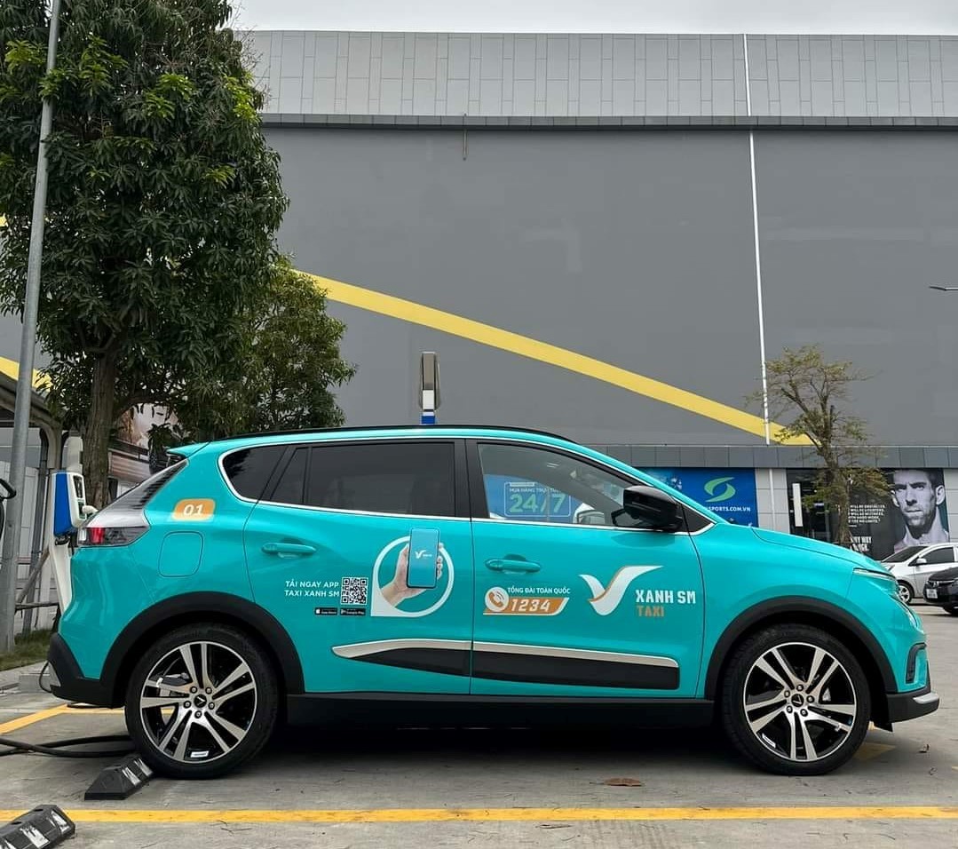 Cận cảnh taxi điện VinFast VF e34 của GSM Cận cảnh taxi điện VinFast VF e34 của GSM