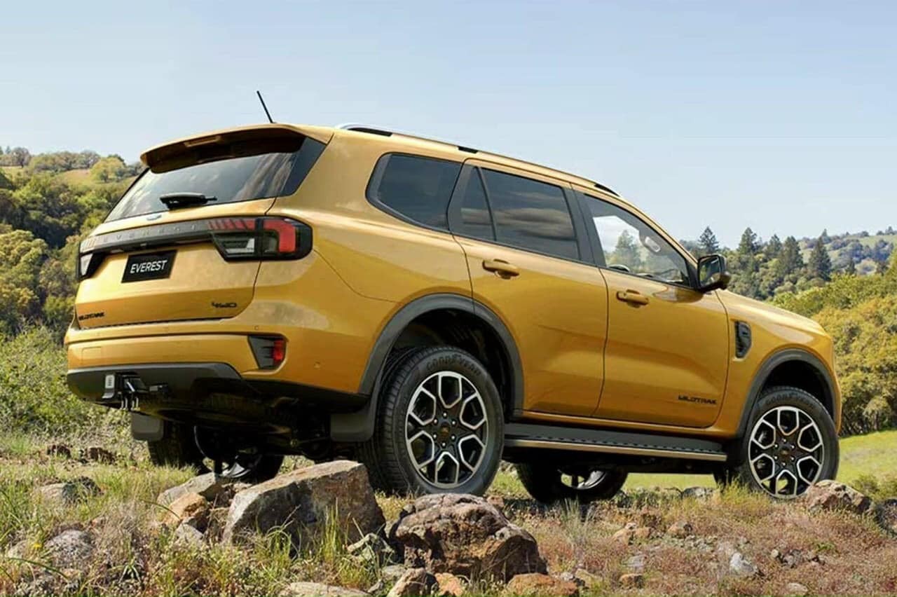 Ford Everest Wildtrak ra mắt tại Việt Nam với giá 1,499 tỷ đồng Ford Everest Wildtrak ra mắt tại Việt Nam với giá 1,499 tỷ đồng
