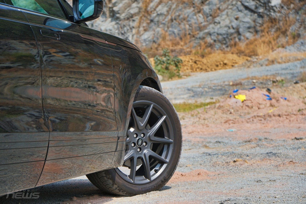 Đánh giá Land Rover Range Rover Velar 2023 Đánh giá Land Rover Range Rover Velar 2023
