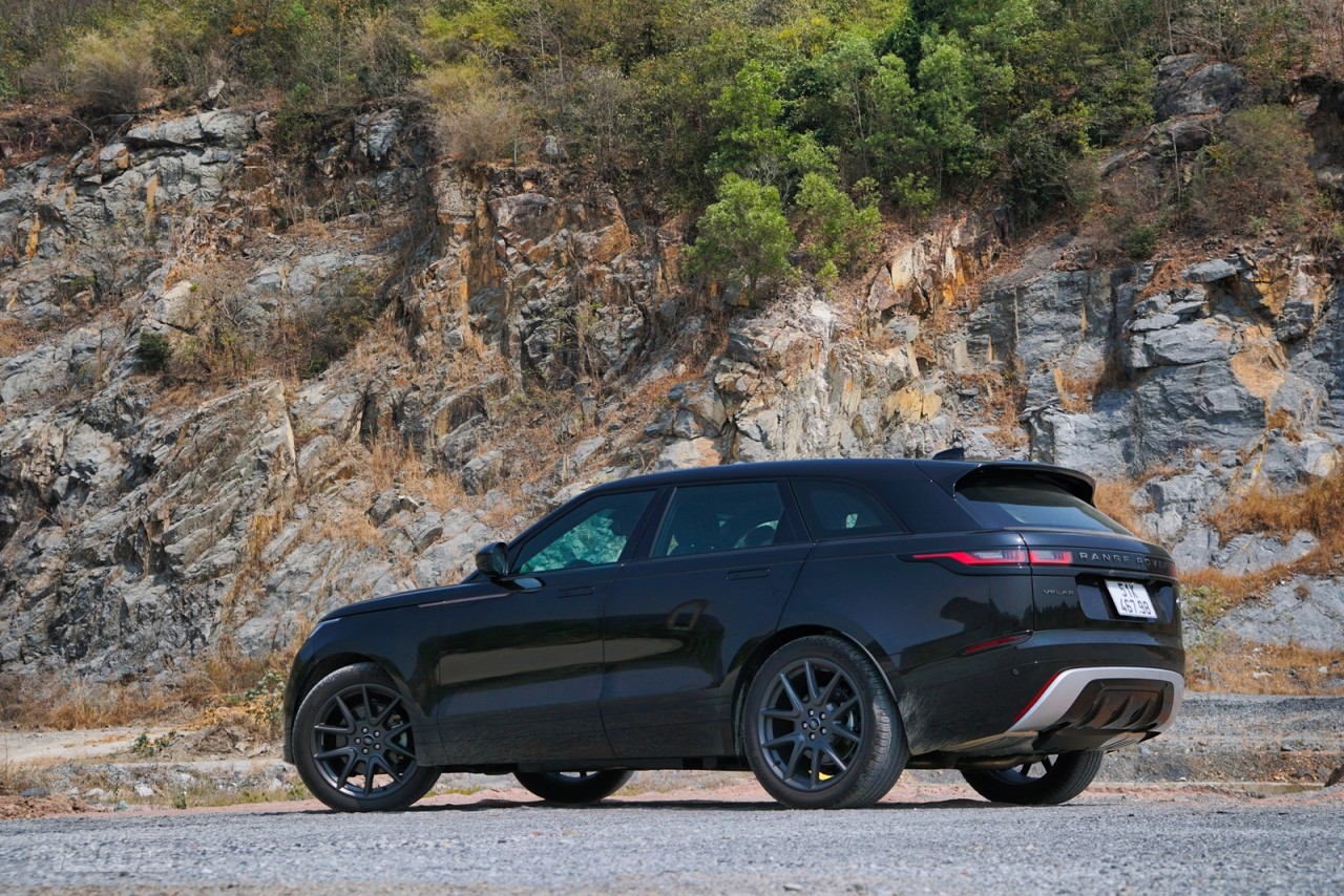 Đánh giá Land Rover Range Rover Velar 2023 Đánh giá Land Rover Range Rover Velar 2023
