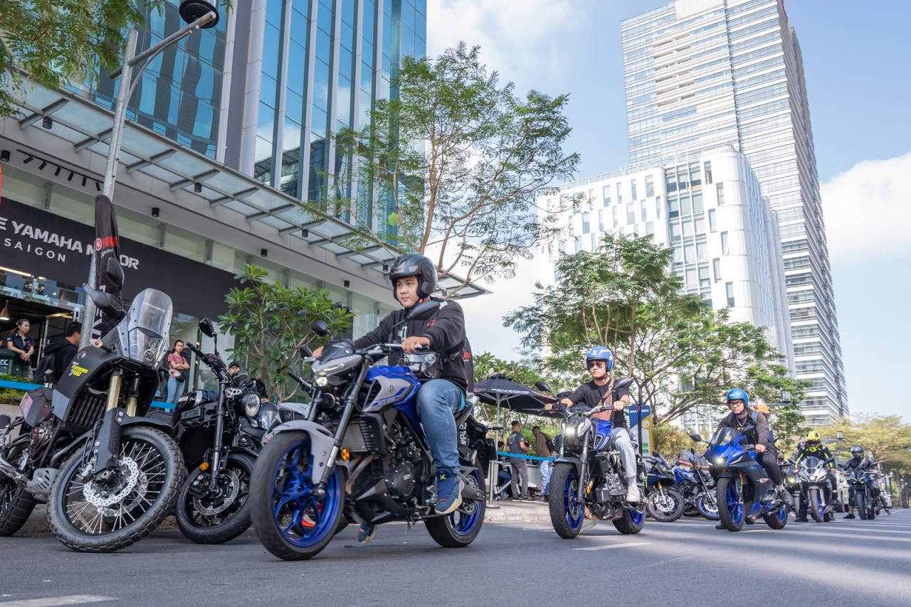 Revzone Yamaha Motor kỷ niệm 1 năm thành lập Revzone Yamaha Motor kỷ niệm 1 năm thành lập